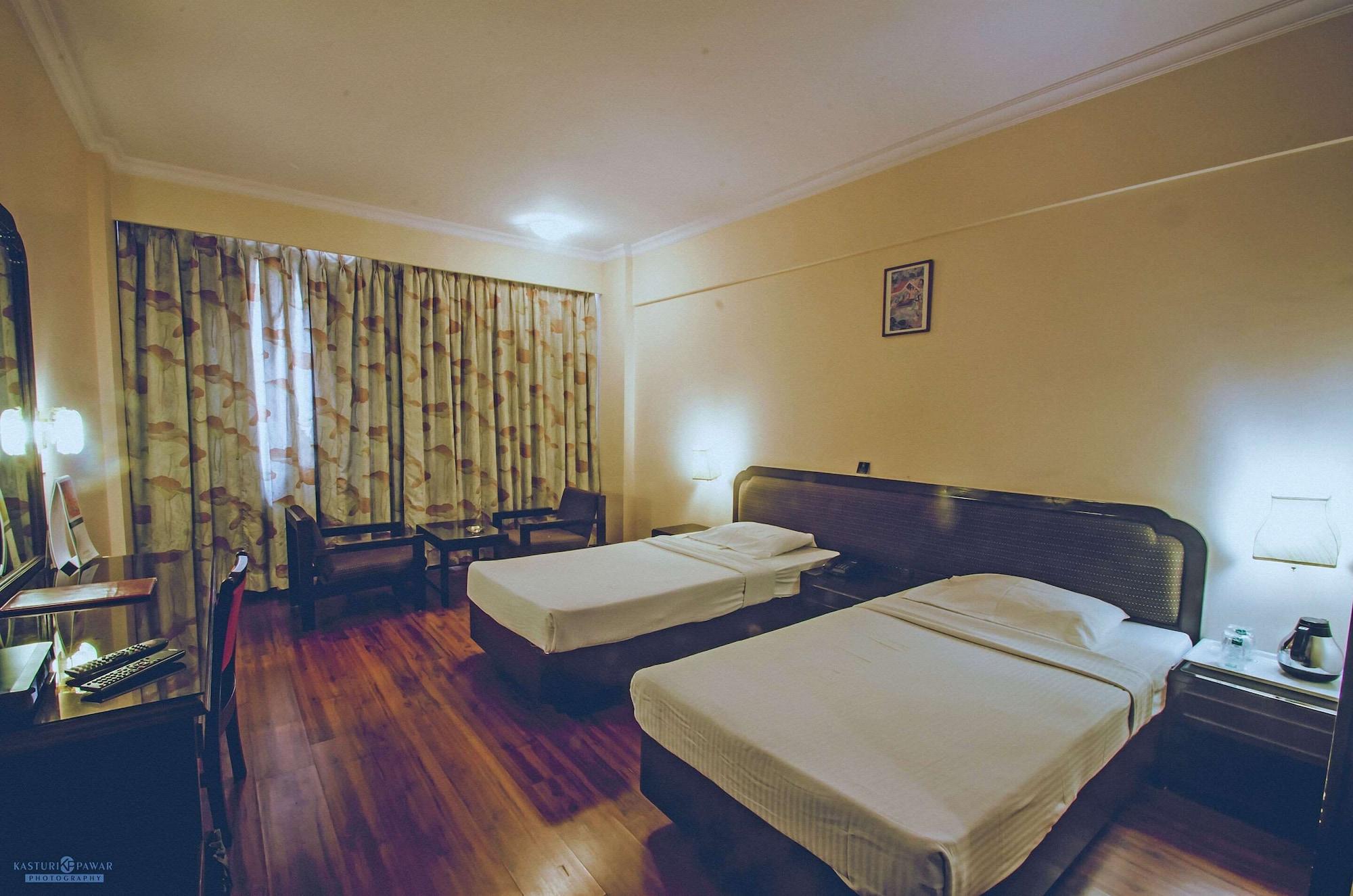 Quality Inn Regency, Nashik Exterior foto